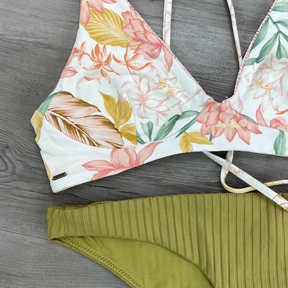 ☀️RIP CURL☀️ LA BONITA REVO CROP PREMIUM SURF CHEEKY PANT BIKINI SET - Picture 8 of 16